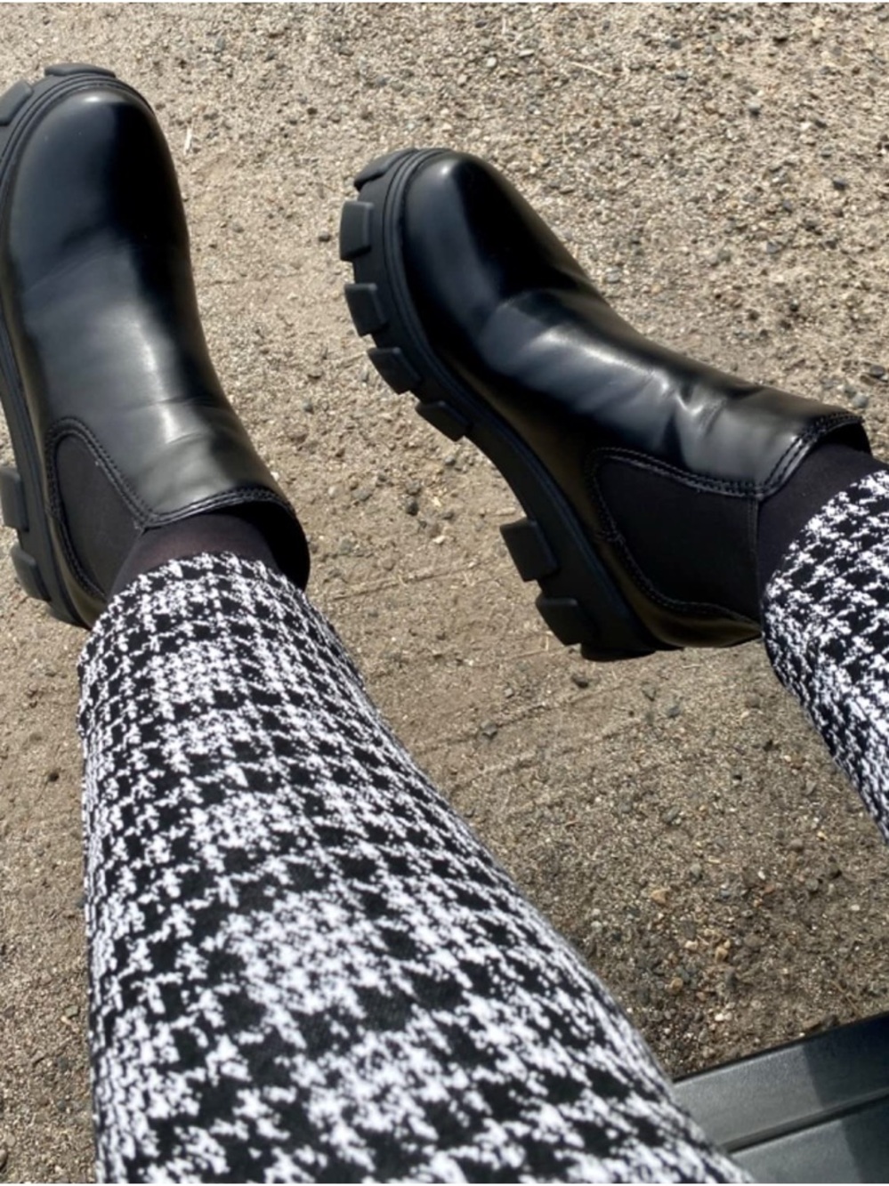 Sam Edelman Black Chunky Chelsea Ankle Boots